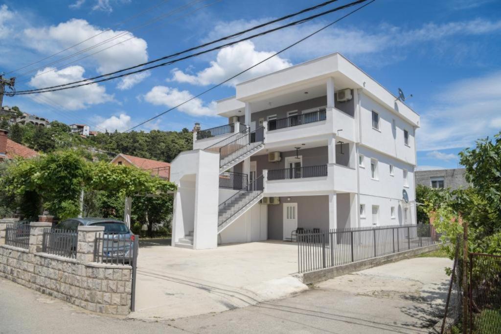 Apartments Tila Trebinje Esterno foto