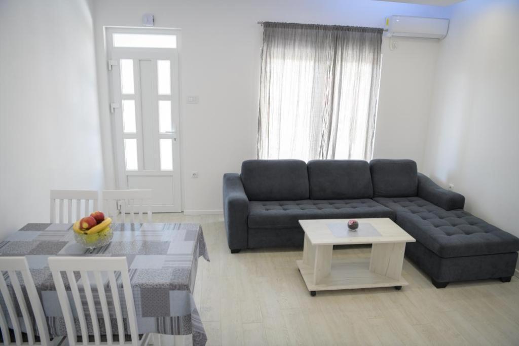 Apartments Tila Trebinje Esterno foto